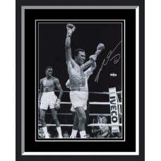 Sugar Ray Leonard Signed & Framed Photo